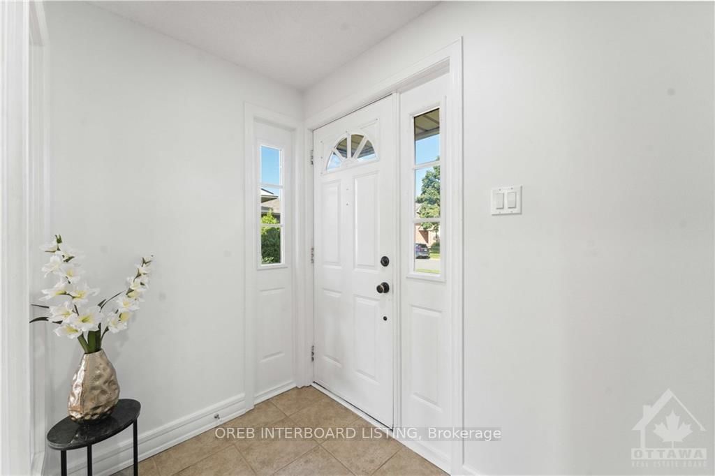 Photo 2 of 65 STRADWICK Ave, Ottawa, Barrhaven - Cedargrove/Fraserdale — HOMEH