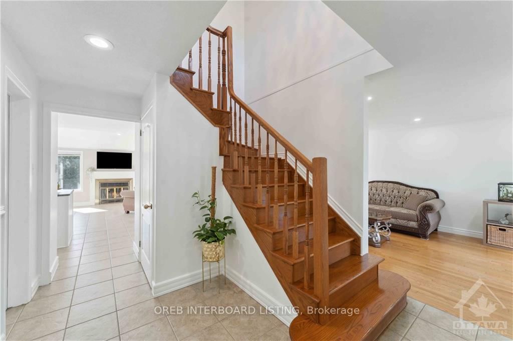 Photo 3 of 65 STRADWICK Ave, Ottawa, Barrhaven - Cedargrove/Fraserdale — HOMEH