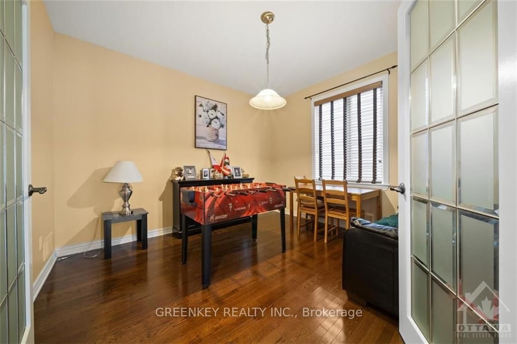 Photo 7 of 246 GRACEWOOD Cres, Ottawa, Blossom Park/Kemp Park/Findlay Creek — HOMEH