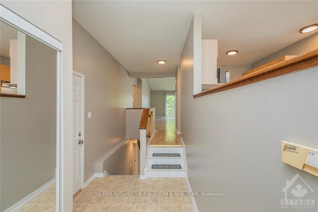 Photo 5 of 5113 LERNER Way, Ottawa, Beacon Hill South — HOMEH