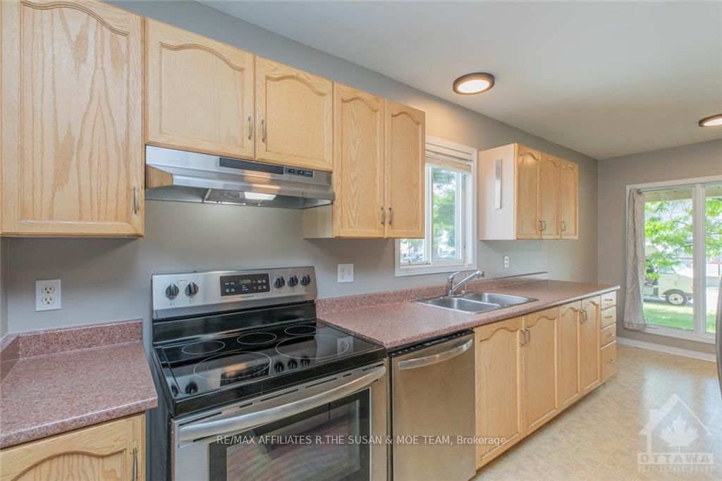 Photo 7 of 5113 LERNER Way, Ottawa, Beacon Hill South — HOMEH