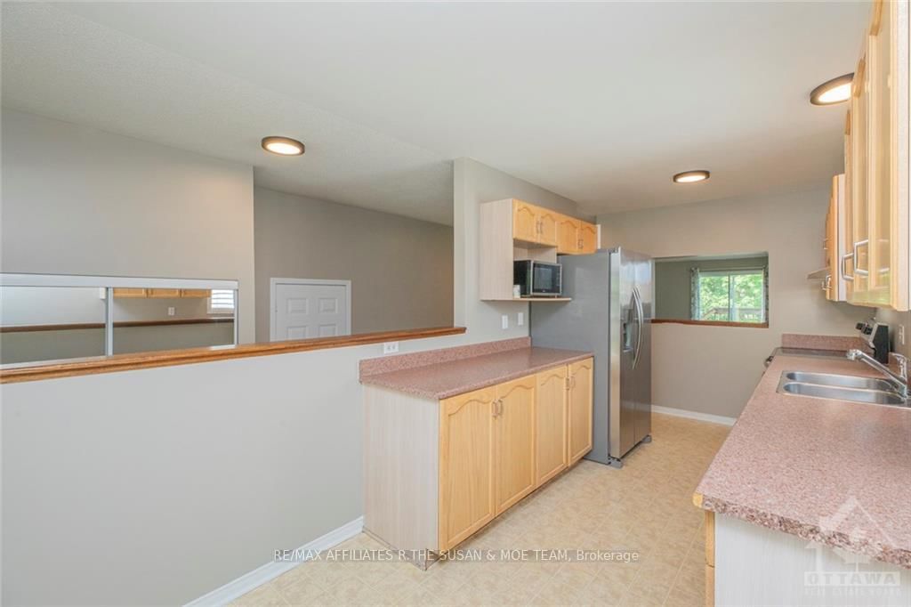 Photo 9 of 5113 LERNER Way, Ottawa, Beacon Hill South — HOMEH