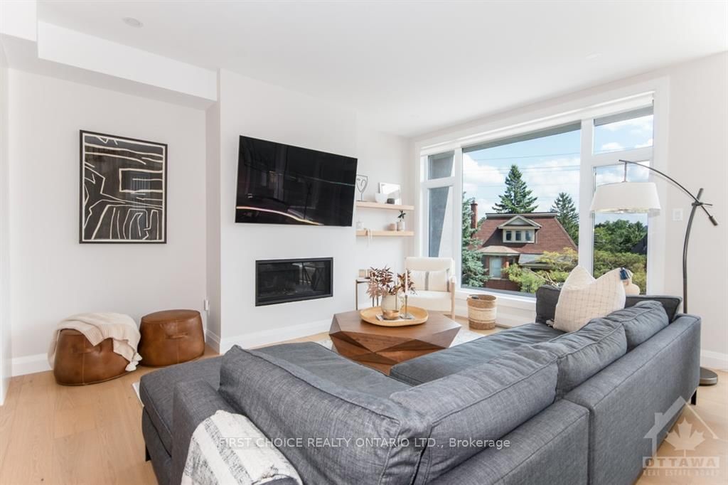 Photo 3 of 294 RIVERDALE Ave, Ottawa, Old Ottawa South — HOMEH