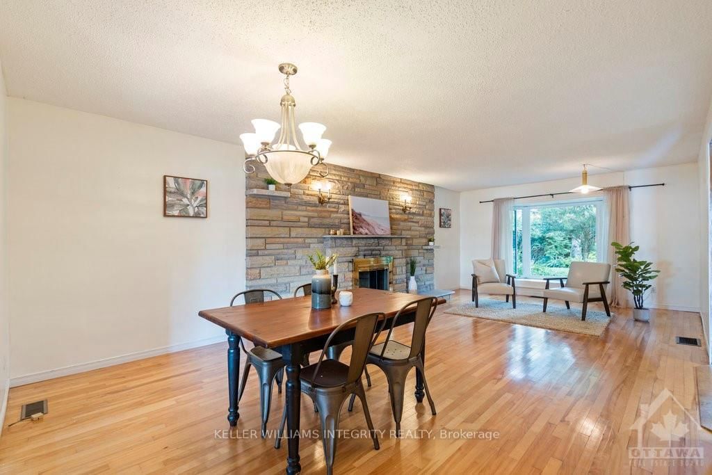 Photo 8 of 9 HASTINGS St, Ottawa, Crystal Bay/Rocky Point — HOMEH