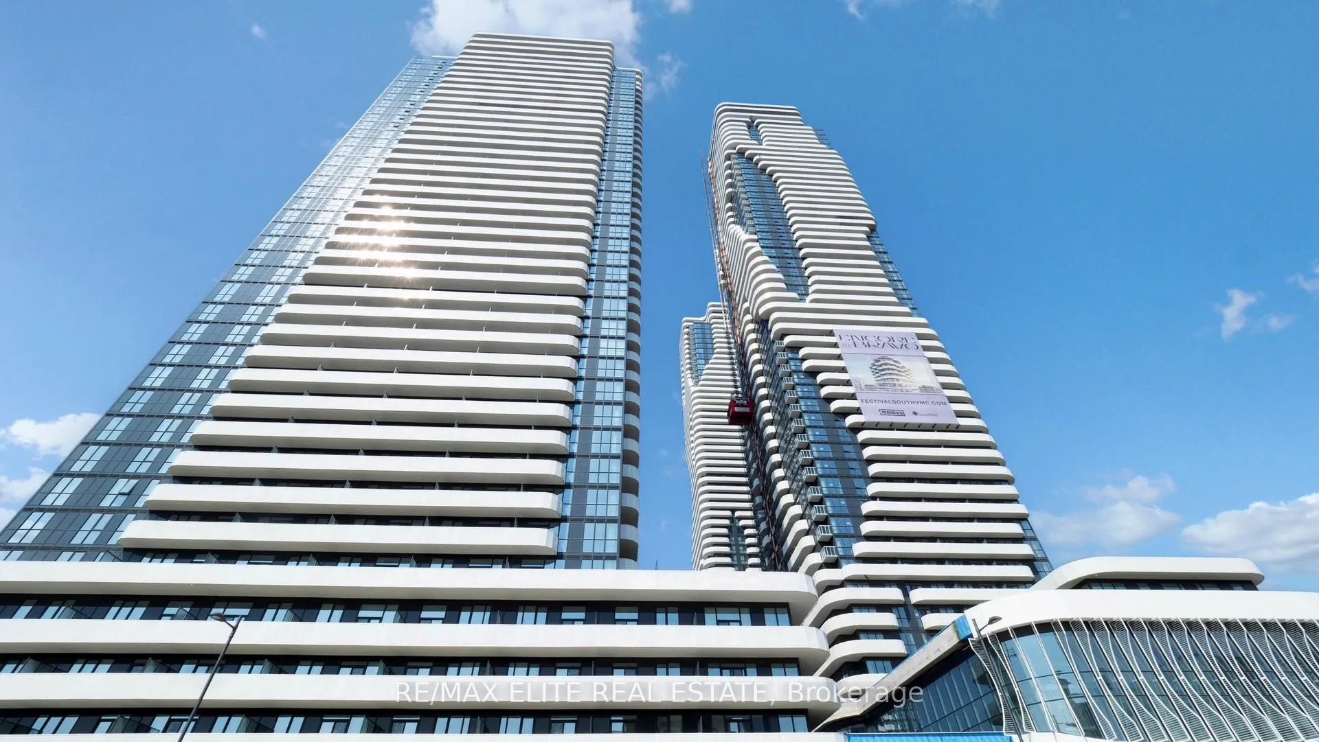 Photo 2 of Unit 520, 28 Interchange Way, Vaughan, Vaughan Corporate Centre — HOMEH