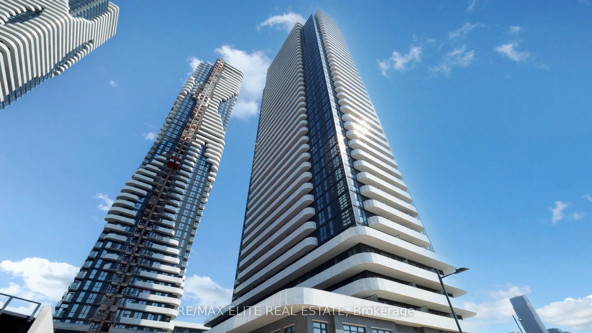 Photo 4 of Unit 520, 28 Interchange Way, Vaughan, Vaughan Corporate Centre — HOMEH