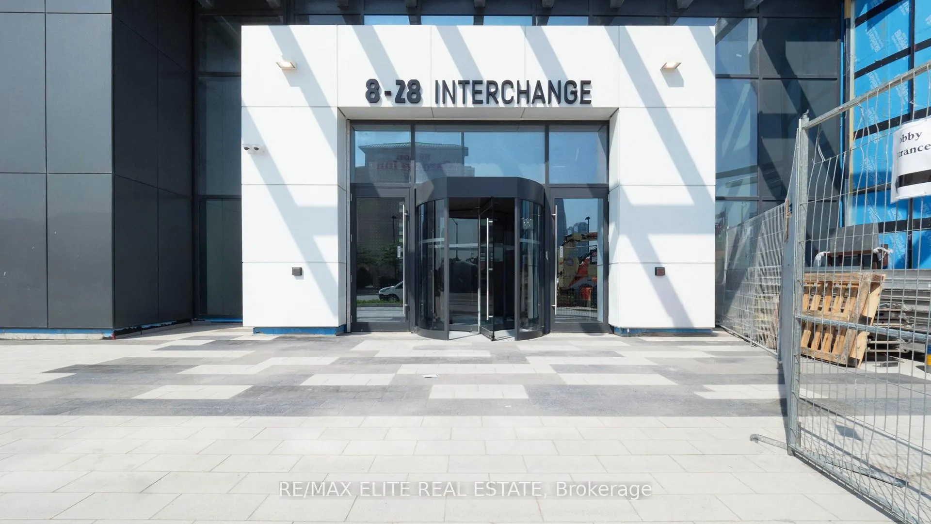 Photo 6 of Unit 520, 28 Interchange Way, Vaughan, Vaughan Corporate Centre — HOMEH