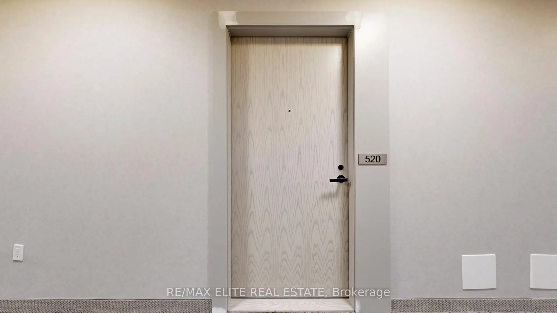 Photo 12 of Unit 520, 28 Interchange Way, Vaughan, Vaughan Corporate Centre — HOMEH