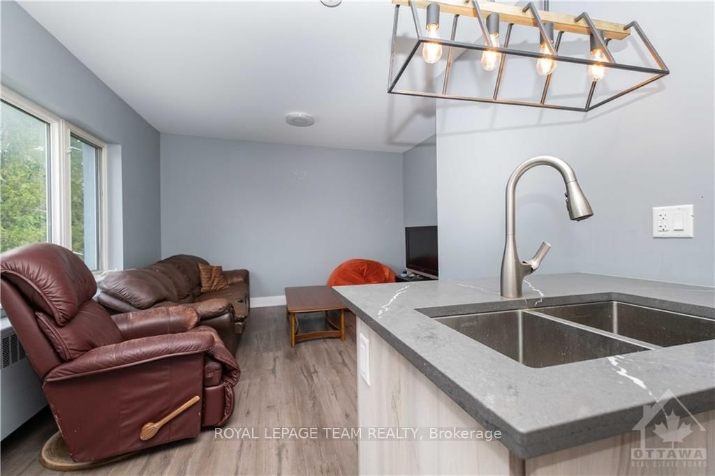 Photo 7 of 1238 HERON Rd, Ottawa, Ridgemont — HOMEH