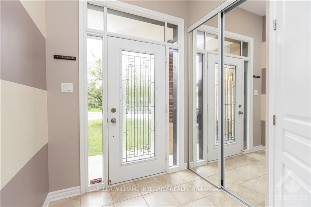 Photo 4 of 283 KINGHAVEN Cres, Ottawa, Kanata - Bridlewood — HOMEH
