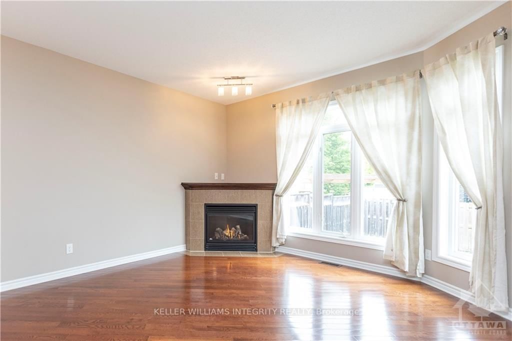 Photo 7 of 283 KINGHAVEN Cres, Ottawa, Kanata - Bridlewood — HOMEH