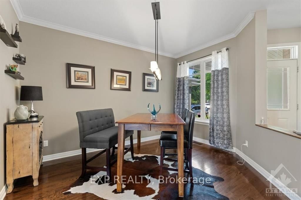 Photo 3 of 867 FEATHER MOSS Way, Ottawa, Riverside South/Gloucester Glen — HOMEH