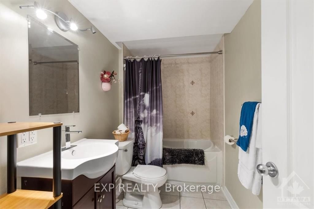Photo 9 of 867 FEATHER MOSS Way, Ottawa, Riverside South/Gloucester Glen — HOMEH