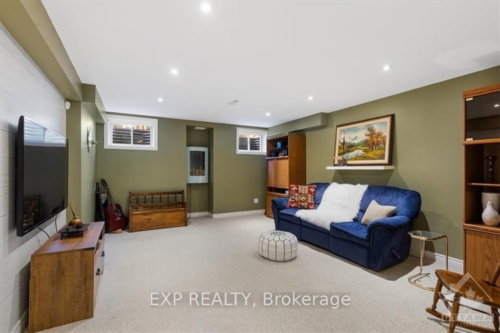 Photo 10 of 867 FEATHER MOSS Way, Ottawa, Riverside South/Gloucester Glen — HOMEH