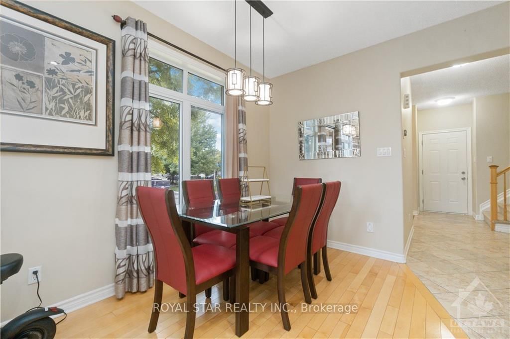Photo 6 of 975 GOSNELL Terr, Ottawa, Fallingbrook/Gardenway South — HOMEH