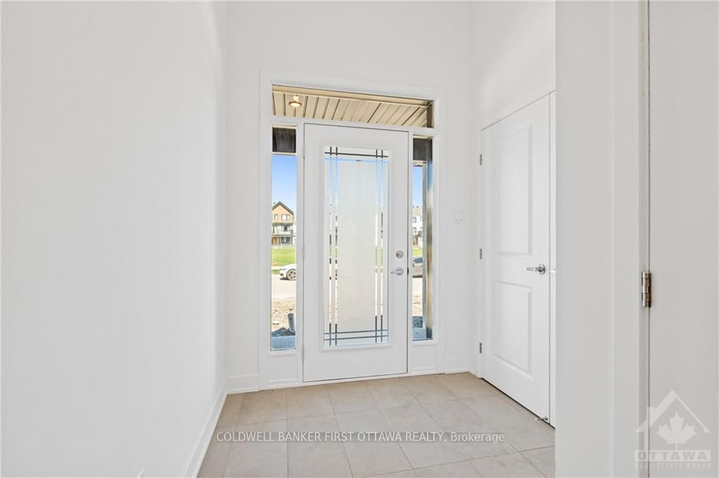 Photo 2 of 268 DARJEELING Ave, Ottawa, Barrhaven - Heritage Park — HOMEH