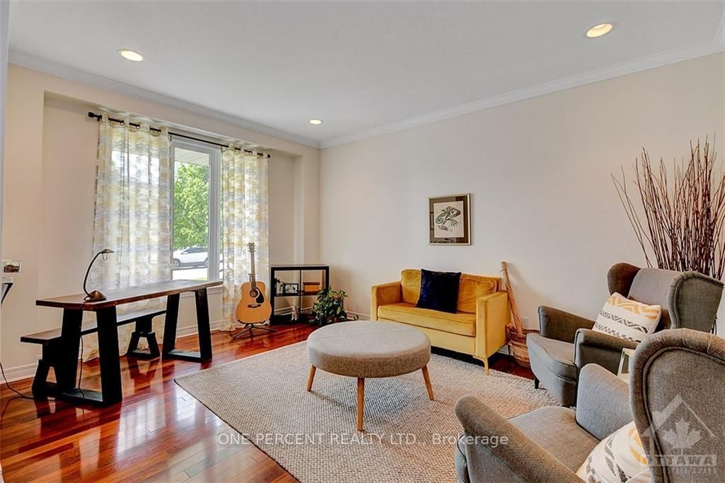 Photo 8 of 720 OWLS CABIN Ave, Ottawa, Riverside South/Gloucester Glen — HOMEH