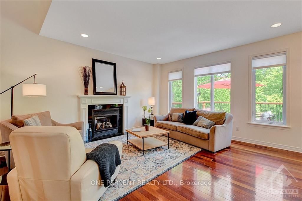 Photo 10 of 720 OWLS CABIN Ave, Ottawa, Riverside South/Gloucester Glen — HOMEH