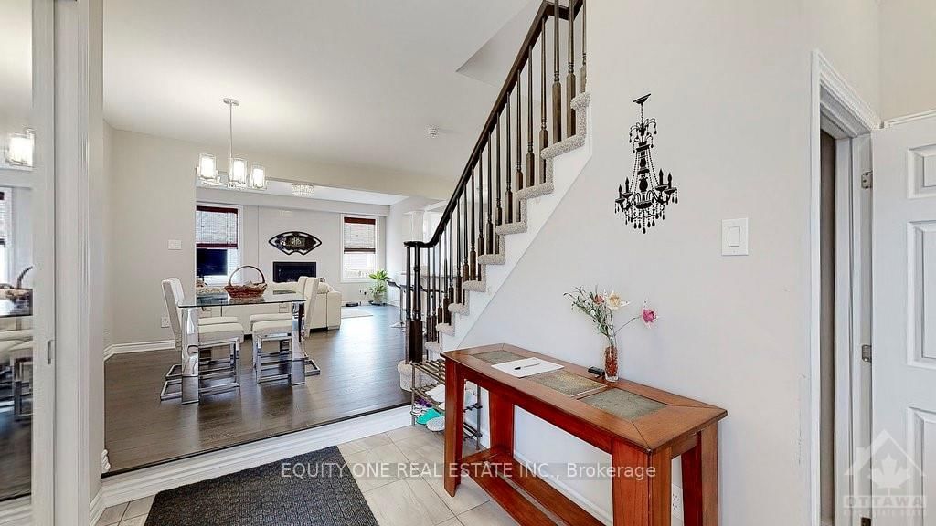 Photo 2 of 24 SWEETBAY Circ, Ottawa, Stittsville (North) — HOMEH