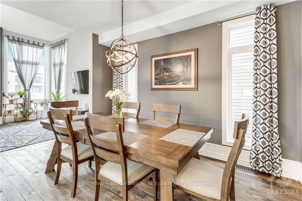 Photo 5 of 903 RALPH HENNESSY Ave, Ottawa, Riverside South/Gloucester Glen — HOMEH