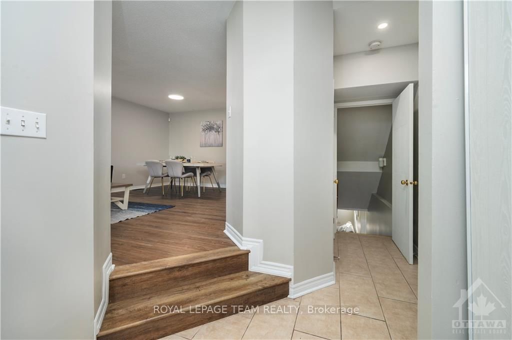 Photo 2 of 3374 MCCARTHY Rd, Ottawa, Hunt Club — HOMEH