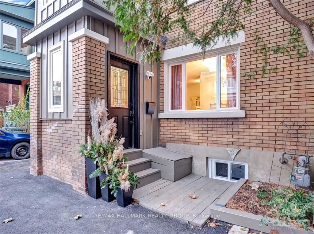 Photo 1 of 674 GILMOUR St, Ottawa, Ottawa Centre — HOMEH