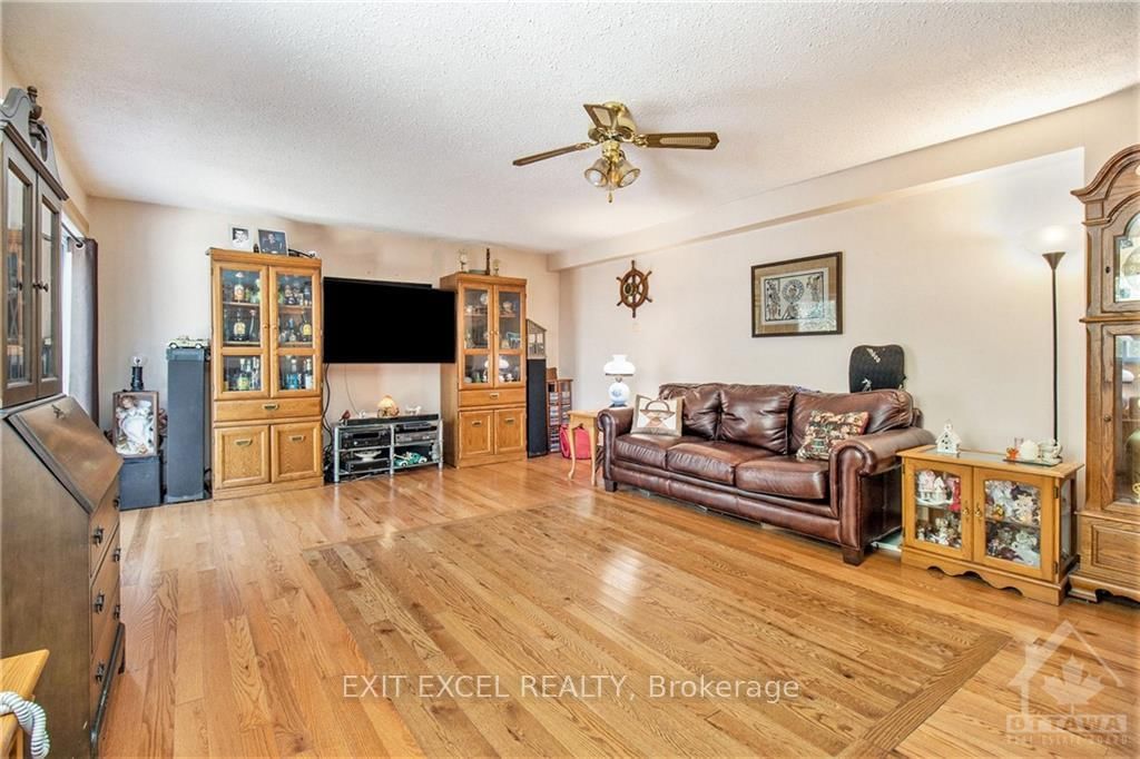 Photo 4 of 355 MADISON Ave, Ottawa, Westboro West — HOMEH