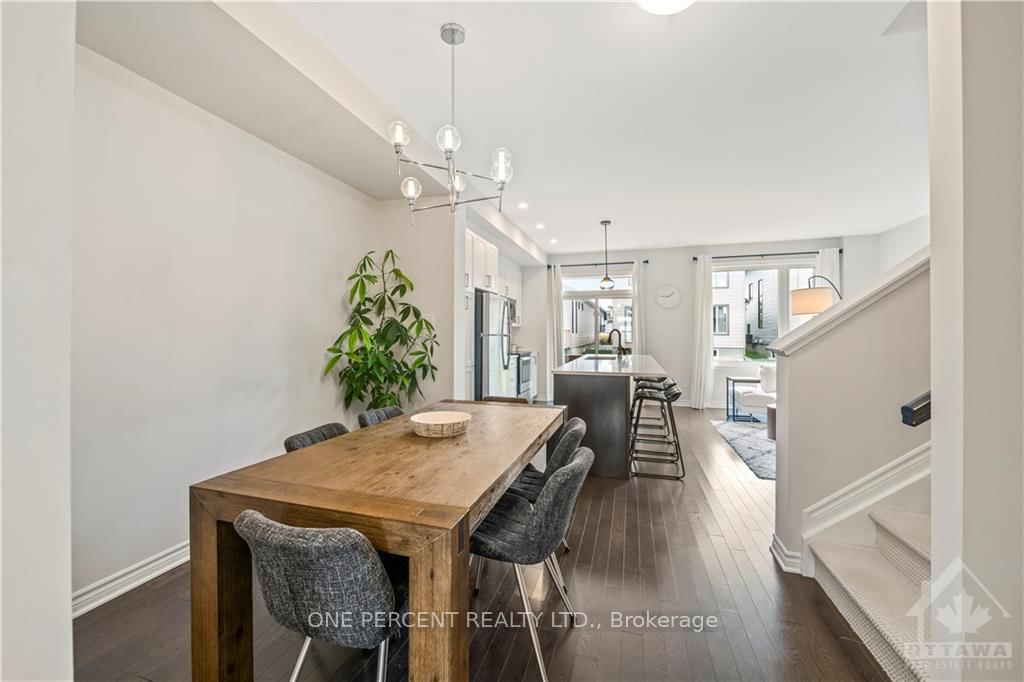 Photo 4 of 247 PINGWI Pl, Ottawa, Blossom Park/Kemp Park/Findlay Creek — HOMEH