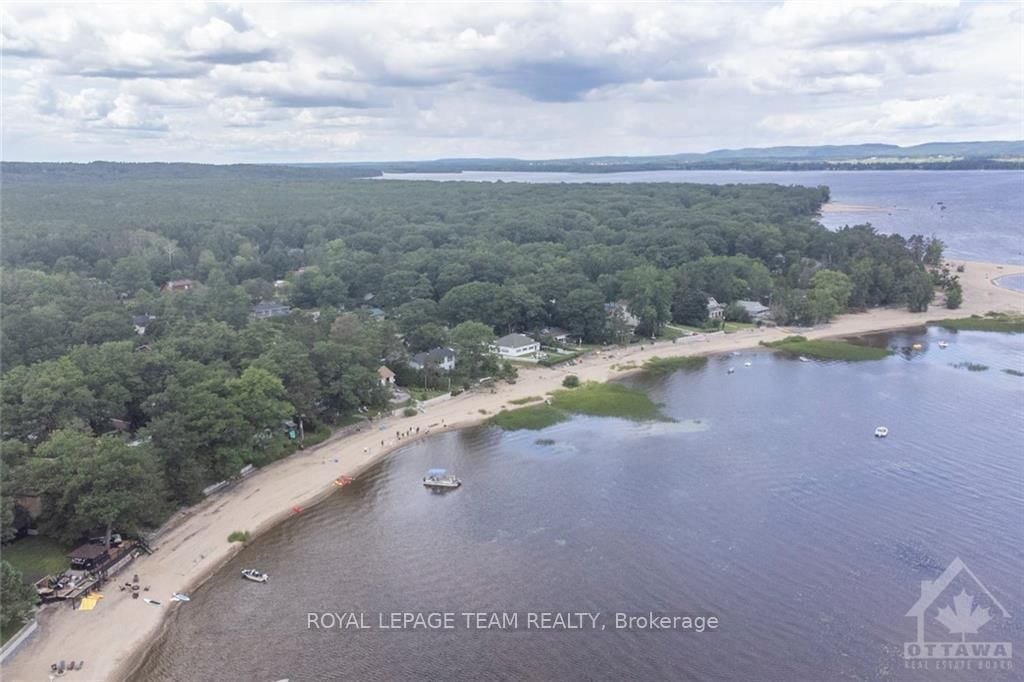 Photo 2 of 119 LEN PURCELL Dr, Ottawa, Constance Bay — HOMEH