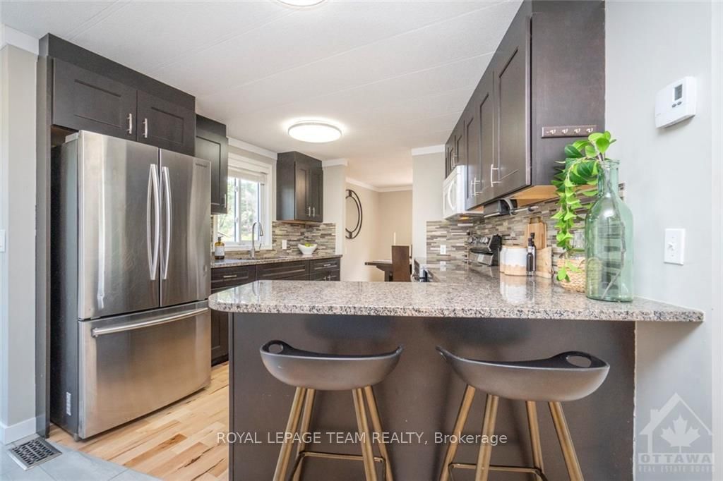 Photo 7 of 119 LEN PURCELL Dr, Ottawa, Constance Bay — HOMEH