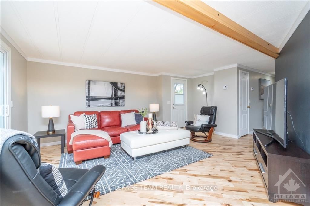 Photo 8 of 119 LEN PURCELL Dr, Ottawa, Constance Bay — HOMEH