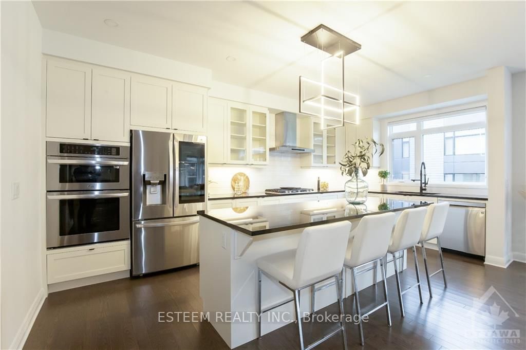 Photo 10 of 228 KETCHIKAN Cres, Ottawa, Kanata - Kanata Lakes/Heritage Hills — HOMEH