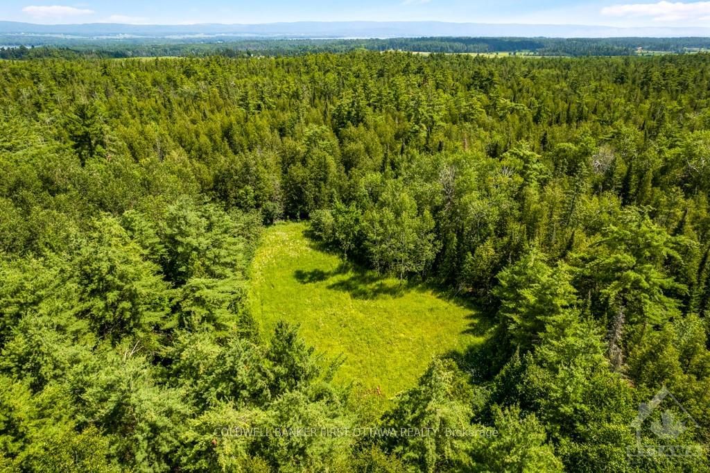 Photo 4 of 4996 STONECREST Rd, Ottawa, Woodlawn/Maclarens Landing/Kilmaurs — HOMEH