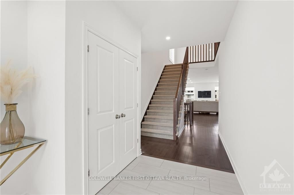 Photo 5 of 4514 KELLY FARM Dr, Ottawa, Blossom Park/Kemp Park/Findlay Creek — HOMEH