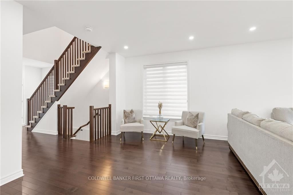 Photo 7 of 4514 KELLY FARM Dr, Ottawa, Blossom Park/Kemp Park/Findlay Creek — HOMEH
