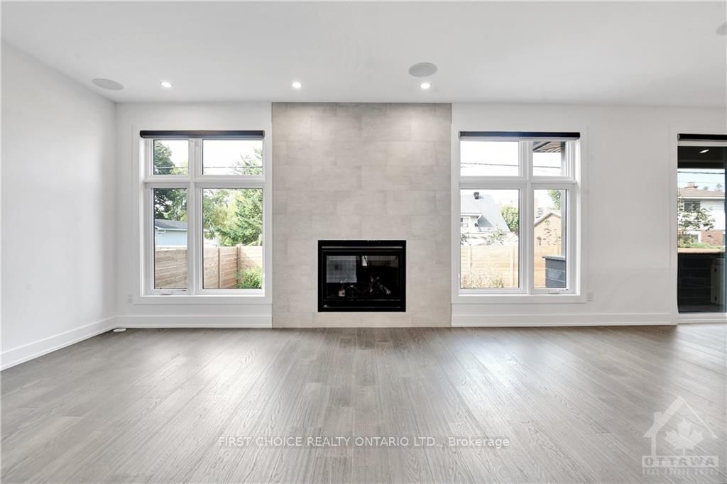 Photo 6 of 39 STARWOOD Rd, Ottawa, Meadowlands/St. Claire Gardens — HOMEH