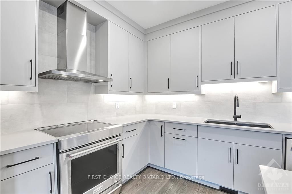 Photo 10 of 39 STARWOOD Rd, Ottawa, Meadowlands/St. Claire Gardens — HOMEH