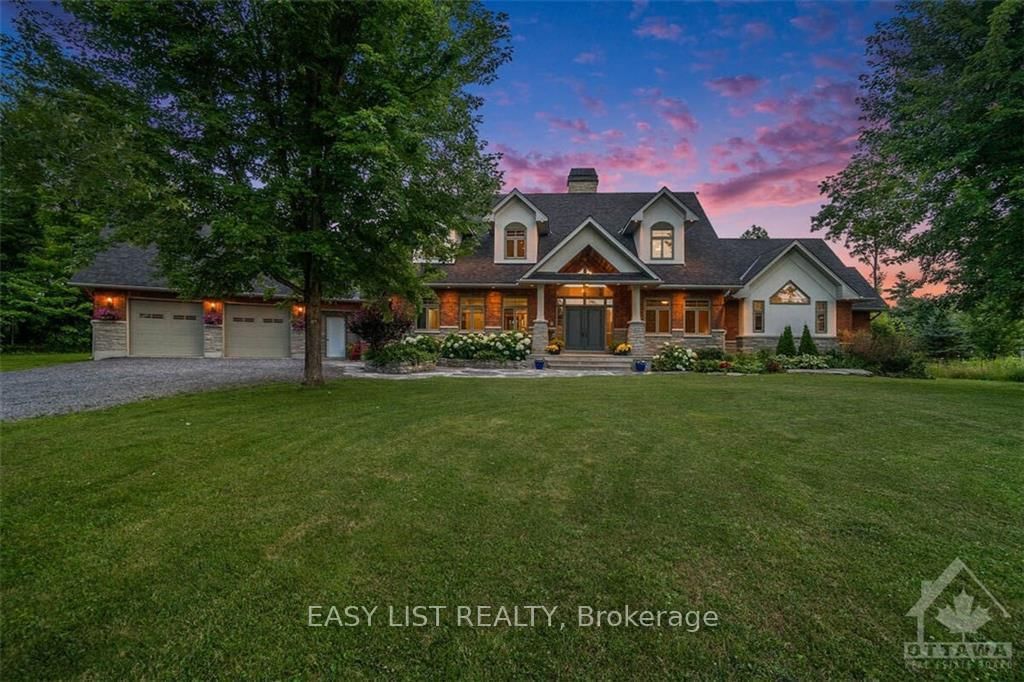 Front of 2465 SIXTH LINE Rd