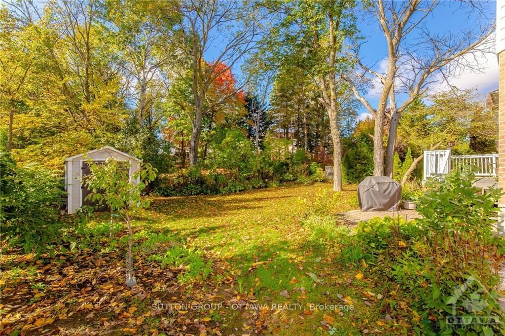 Photo 5 of 54 KNUDSON Dr, Ottawa, Kanata - Kanata Lakes/Heritage Hills — HOMEH
