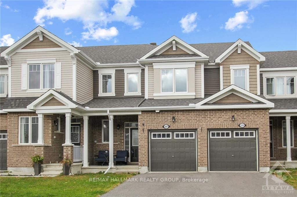 Front of 237 WILLOW ASTER Circ