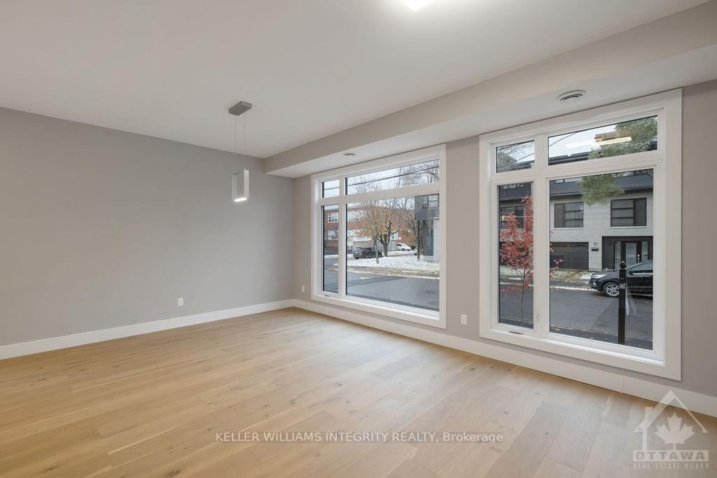 Photo 4 of 11 QUILL St, Ottawa, Overbrook/Castle Heights — HOMEH