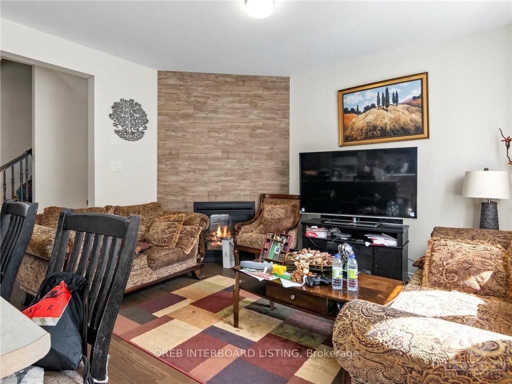 Photo 7 of 585 CATLEAF Row, Ottawa, Avalon West — HOMEH