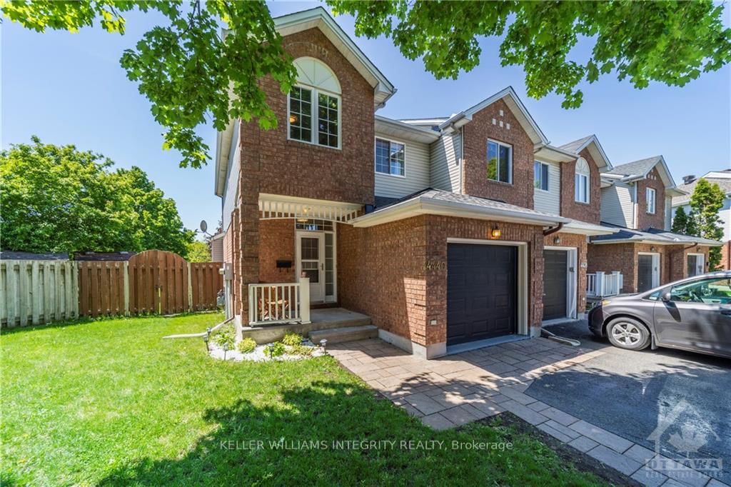Photo 2 of 4440 WILDMINT Sq, Ottawa, Riverside South/Gloucester Glen — HOMEH