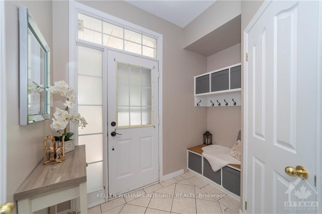 Photo 3 of 4440 WILDMINT Sq, Ottawa, Riverside South/Gloucester Glen — HOMEH