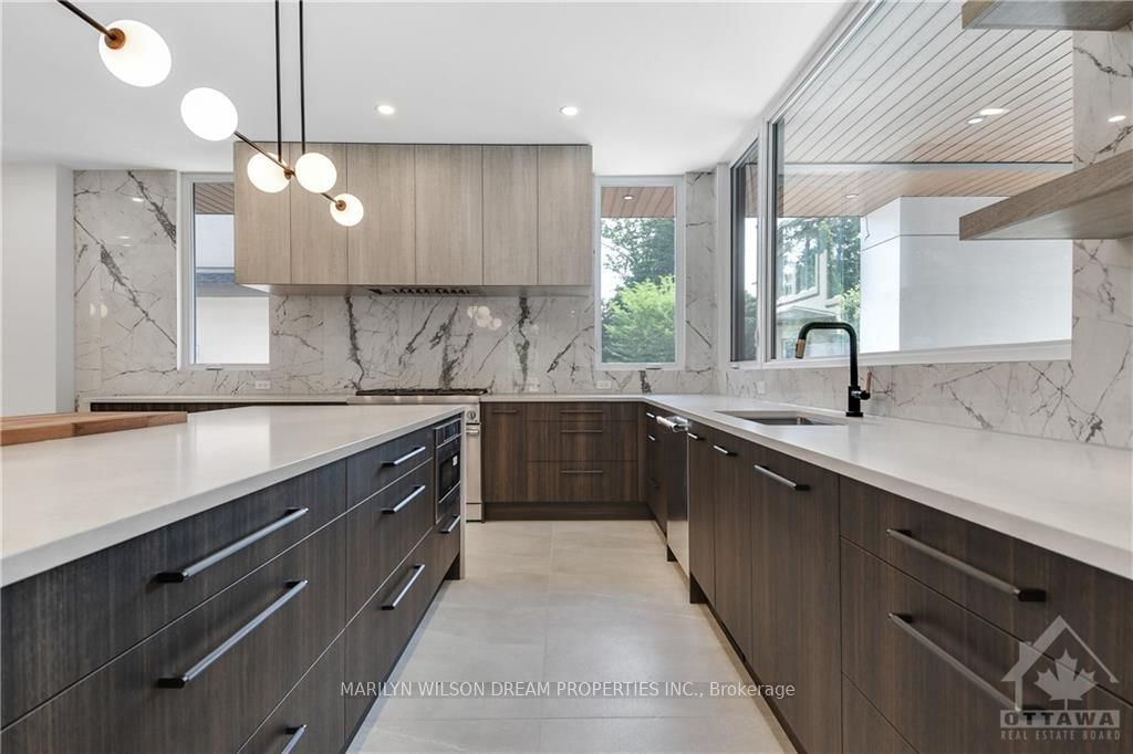Photo 10 of 1944 LENESTER Ave, Ottawa, McKellar Heights/Glabar Park — HOMEH
