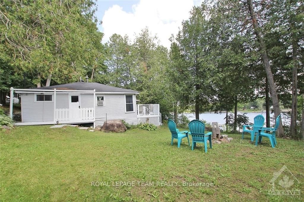 Photo 1 of 4568 NORTHWOODS Dr, Ottawa, Constance Bay — HOMEH