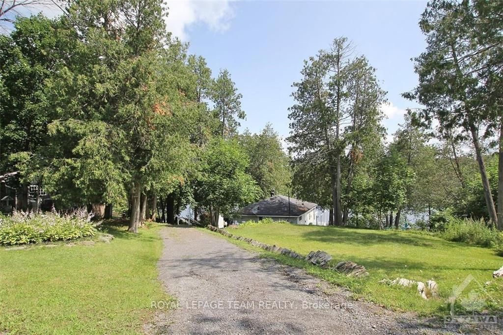 Photo 8 of 4568 NORTHWOODS Dr, Ottawa, Constance Bay — HOMEH