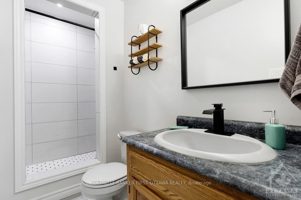 Photo 10 of 4996 STONECREST Rd, Ottawa, Woodlawn/Maclarens Landing/Kilmaurs — HOMEH