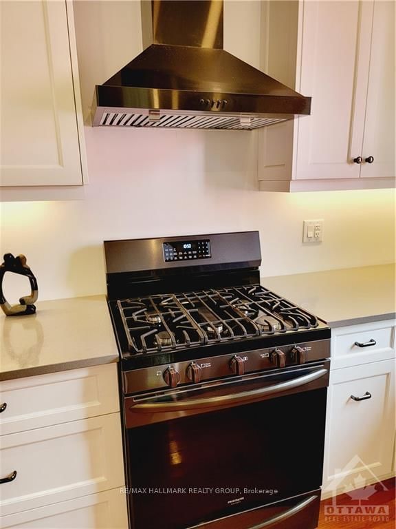 Photo 10 of 653 BAYVIEW Dr, Ottawa, Constance Bay — HOMEH
