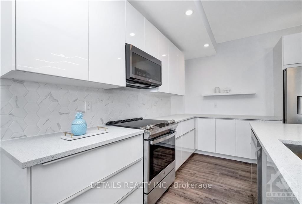 Photo 10 of 817 NORTON Ave, Ottawa, Queensway Terrace North — HOMEH
